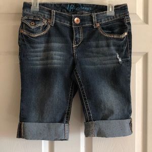 Ariya jeans size 5/6 Bermuda shorts